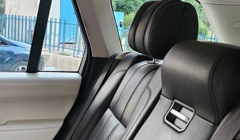 
								 لاند روفر – Land Rover فوغ – Range Rover Vogue ممتلئ									
