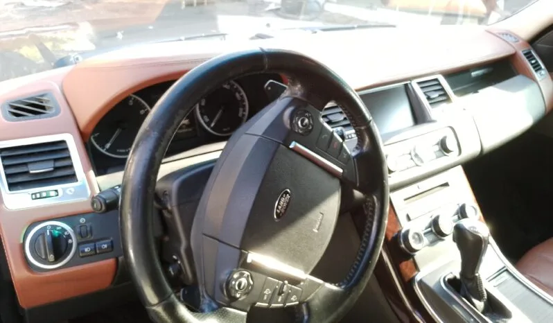 
								 لاند روفر – Land Rover سبورت – Range Rover Sport ممتلئ									