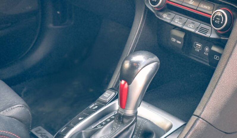 
								 هيونداي – Hyundai فيلستر – Veloster ممتلئ									