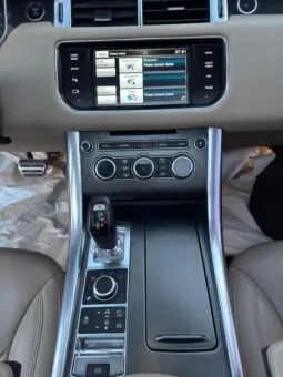 
										 لاند روفر – Land Rover سبورت – Range Rover Sport ممتلئ									