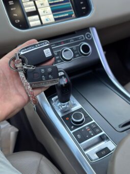 
										 لاند روفر – Land Rover سبورت – Range Rover Sport ممتلئ									