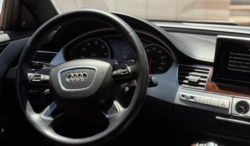 
								 اودي – Audi A8 ممتلئ									