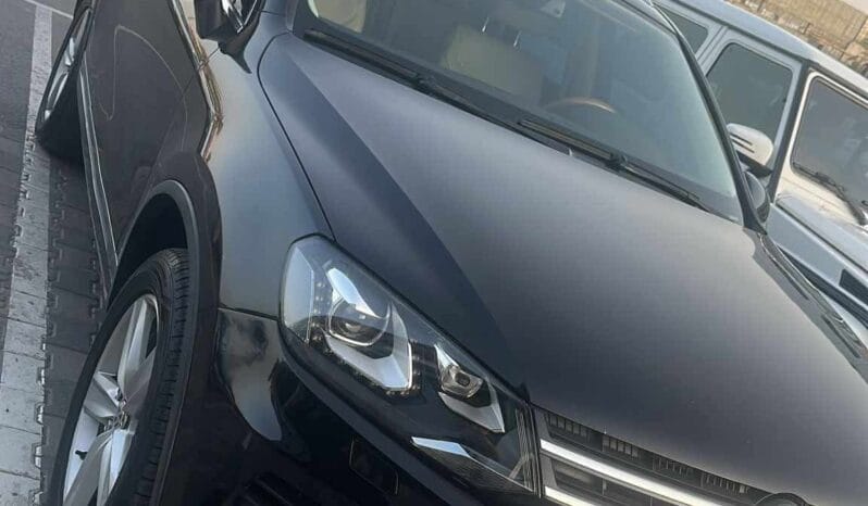 
								 فولكس فاكن – Volkswagen طوارق – Touareg ممتلئ									