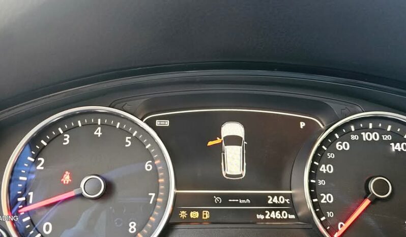 
								 فولكس فاكن – Volkswagen طوارق – Touareg ممتلئ									