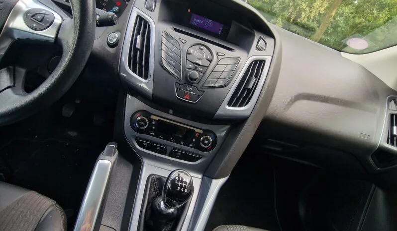 
								 فورد – Ford فوكس – Focus ممتلئ									