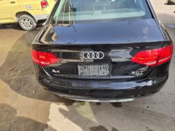 
										 اودي – Audi A4 ممتلئ									