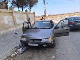 
										 بيجو – Peugeot 404 ممتلئ									