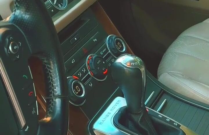 
								 لاند روفر – Land Rover ديسكوفوري سبورت – Discovery sport ممتلئ									