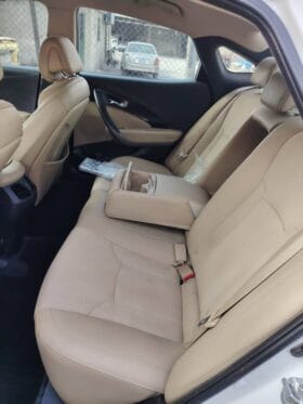 هيونداي – Hyundai ازيرا – Azera