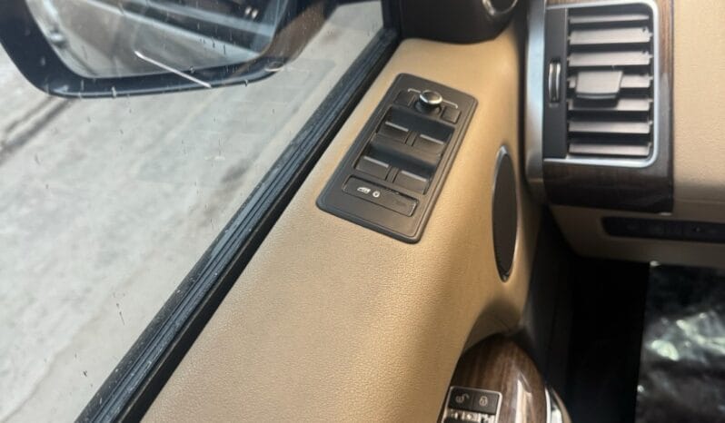 
								 لاند روفر – Land Rover سبورت – Range Rover Sport ممتلئ									