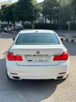 
										 بي ام دابيليو – BMW i740 ممتلئ									