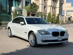 
										 بي ام دابيليو – BMW i740 ممتلئ									