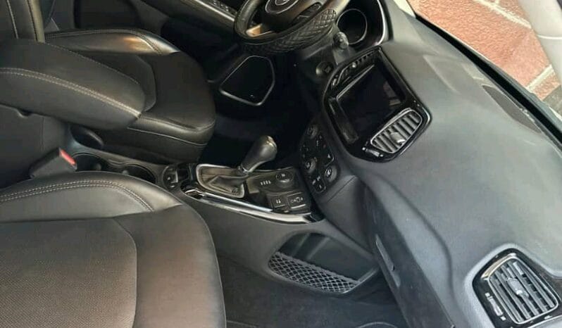 
								 جيب – Jeep كومباس – Compass ممتلئ									