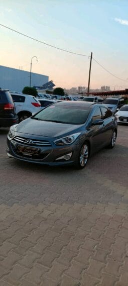 
										 هيونداي – Hyundai i40 ممتلئ									