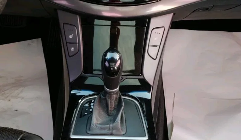 
								 هيونداي – Hyundai i40 ممتلئ									