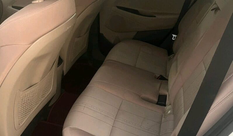 
								 هيونداي – Hyundai توسان – Tusan ممتلئ									