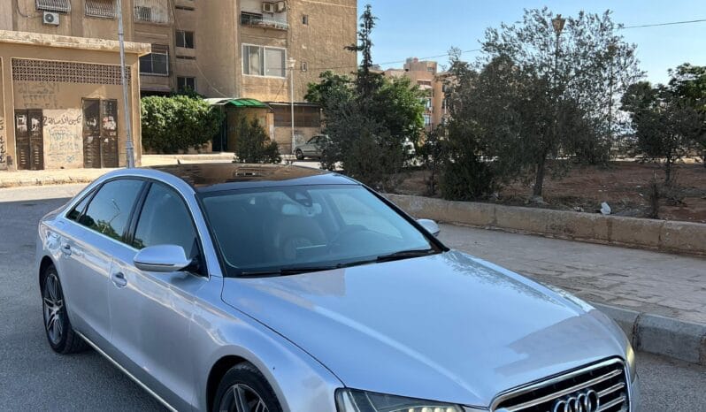 
								 اودي – Audi A8 ممتلئ									