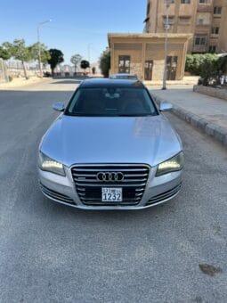 
										 اودي – Audi A8 ممتلئ									