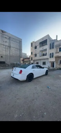 
										 كرايسلر – Chrysler 300C ممتلئ									