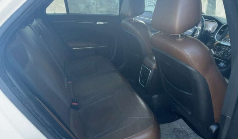 
								 كرايسلر – Chrysler 300C ممتلئ									