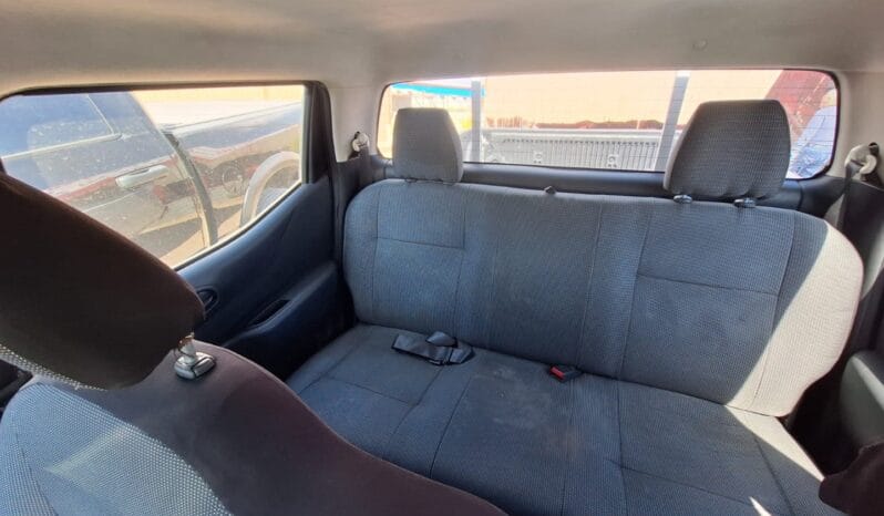 
								 نيسان – Nissan Navara ممتلئ									