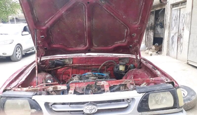 
								 تويوتا – Toyota كورولا – Corolla ممتلئ									