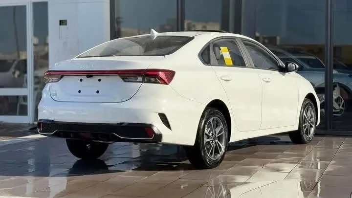 
								 كيا – Kia K3 ممتلئ									