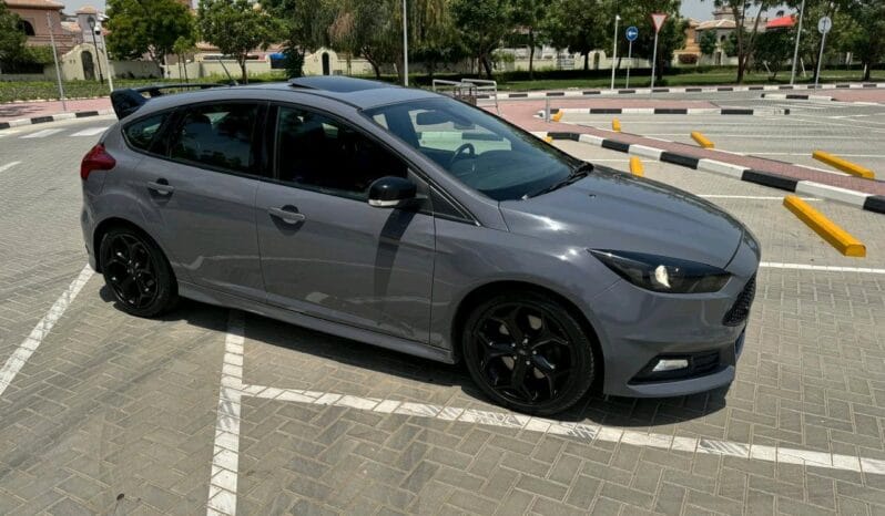 
								 فورد – Ford فوكس – Focus ممتلئ									