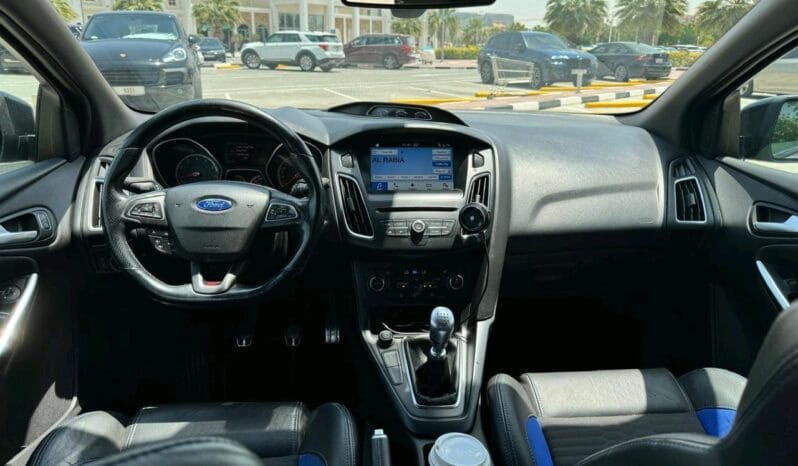 
								 فورد – Ford فوكس – Focus ممتلئ									