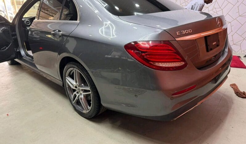 
								 مرسيدس بينز – Mercedes benz E300 ممتلئ									