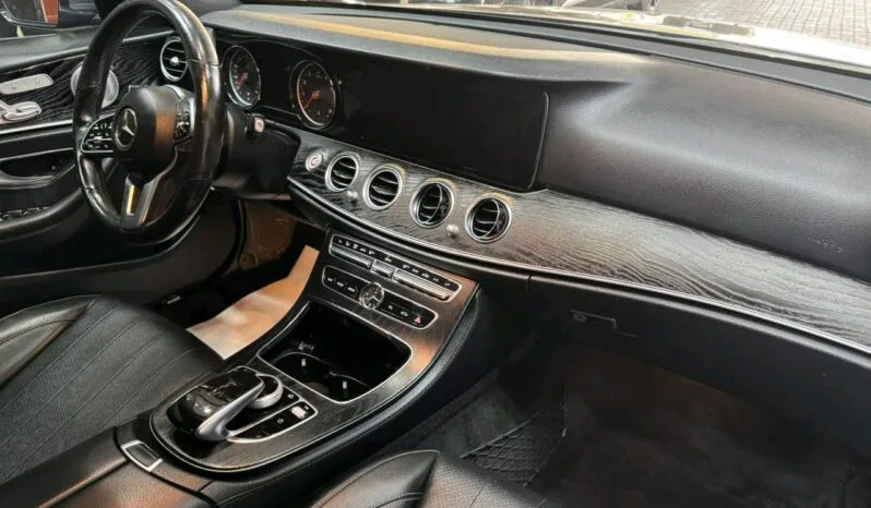 
								 مرسيدس بينز – Mercedes benz E300 ممتلئ									
