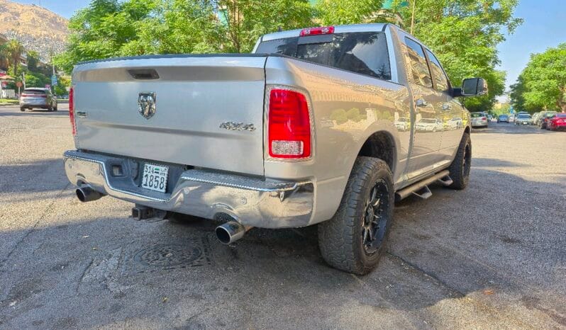 
								 دودج – Dodge RAM ممتلئ									