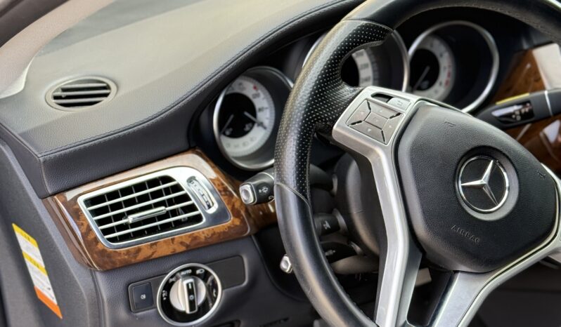 
								 مرسيدس بينز – Mercedes benz CLS 320 ممتلئ									