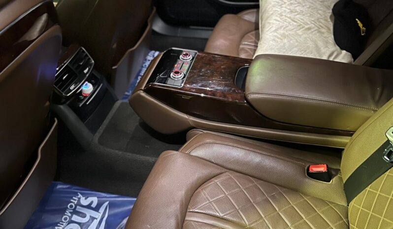 
								 اودي – Audi A8 ممتلئ									