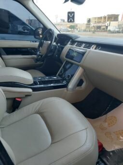 
										 مستعمل لاند روفر – Land Rover فوغ – Range Rover Vogue ممتلئ									