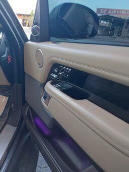 
										 مستعمل لاند روفر – Land Rover فوغ – Range Rover Vogue ممتلئ									