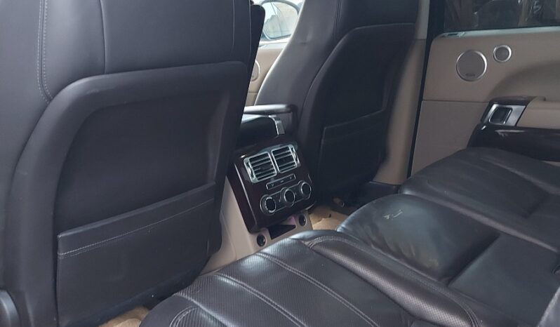 
								 مستعمل لاند روفر – Land Rover فوغ – Range Rover Vogue ممتلئ									