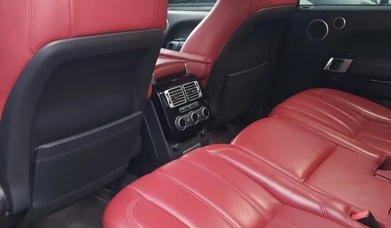 
								 مستعمل لاند روفر – Land Rover فوغ – Range Rover Vogue ممتلئ									