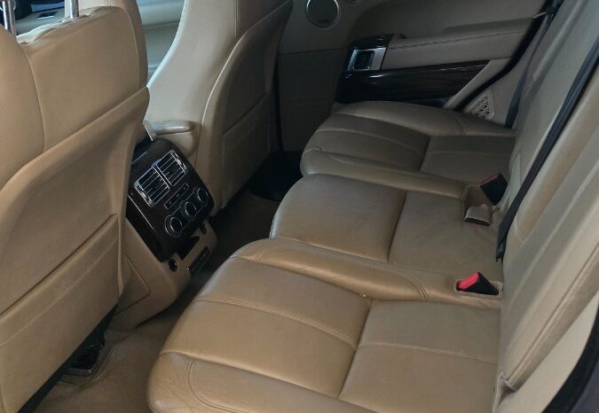 
								 مستعمل لاند روفر – Land Rover فوغ – Range Rover Vogue ممتلئ									
