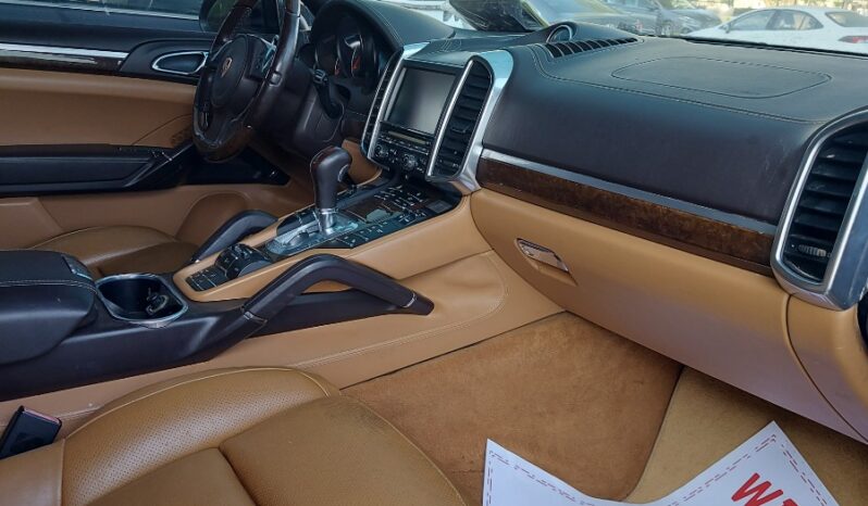 
								 بورش – Porsche كايين – Cayenne ممتلئ									