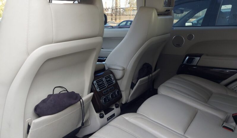 
								 مستعمل لاند روفر – Land Rover فوغ – Range Rover Vogue ممتلئ									