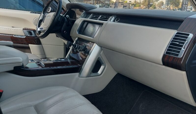 
								 مستعمل لاند روفر – Land Rover فوغ – Range Rover Vogue ممتلئ									