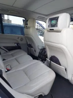 
										 مستعمل لاند روفر – Land Rover فوغ – Range Rover Vogue ممتلئ									