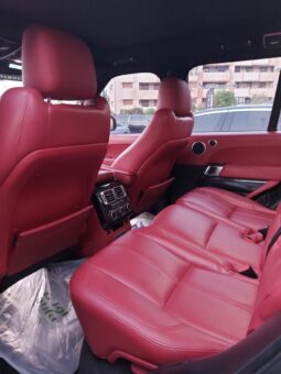 
										 مستعمل لاند روفر – Land Rover فوغ – Range Rover Vogue ممتلئ									