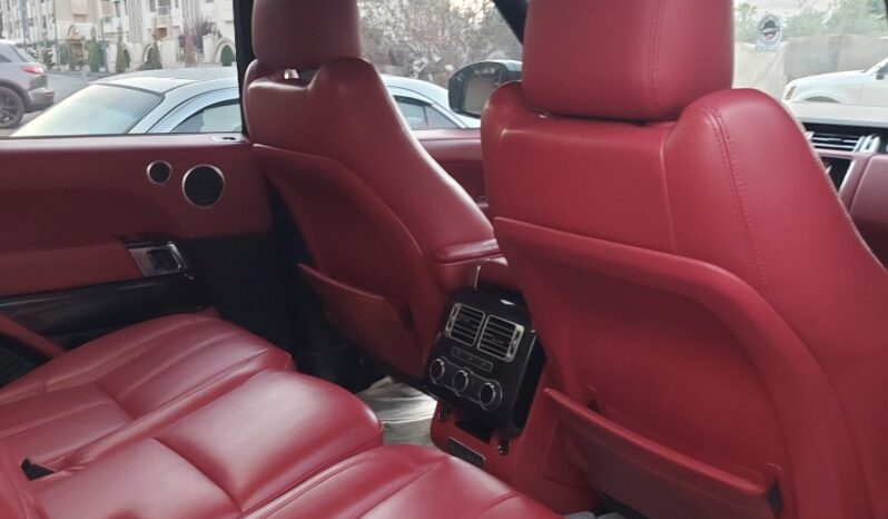 
								 مستعمل لاند روفر – Land Rover فوغ – Range Rover Vogue ممتلئ									