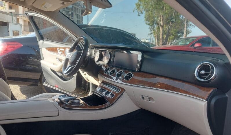 
								 مستعمل مرسيدس بينز – Mercedes benz E300 ممتلئ									