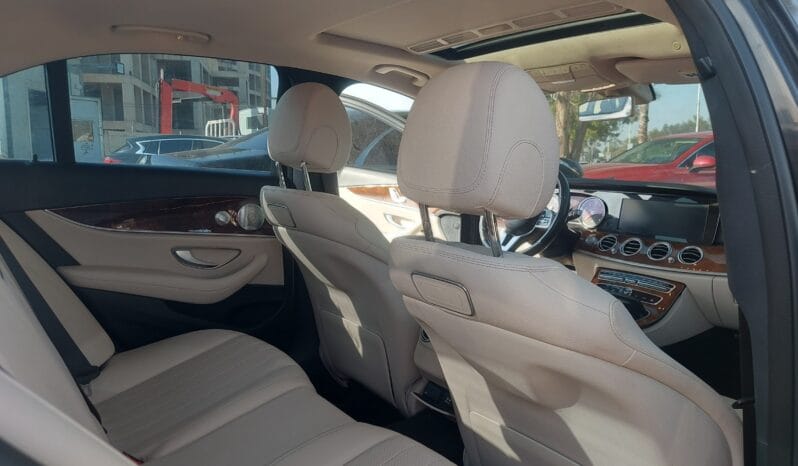 
								 مستعمل مرسيدس بينز – Mercedes benz E300 ممتلئ									