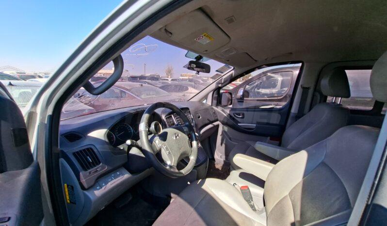 
								 مستعمل هيونداي – Hyundai فان – H1 ممتلئ									