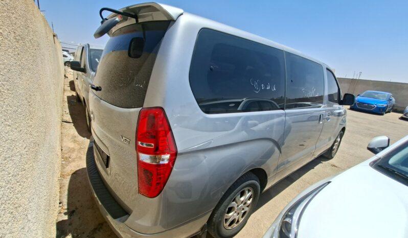 
								 مستعمل هيونداي – Hyundai فان – H1 ممتلئ									