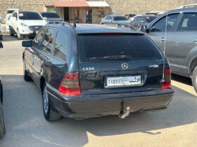 مستعمل مرسيدس بينز – Mercedes benz C 220